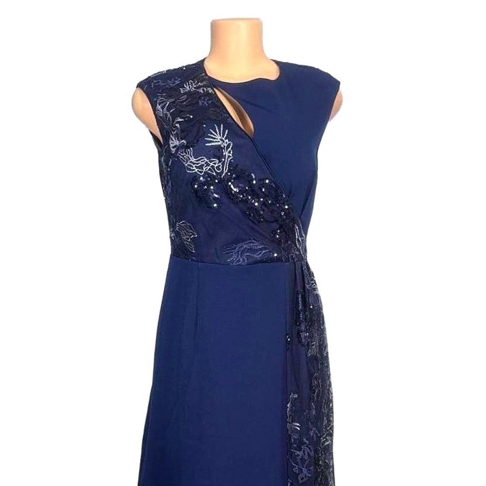 JS Collections Stunning Sheath Dress Embellished Overlay Cutout Detail Size‎ 4
